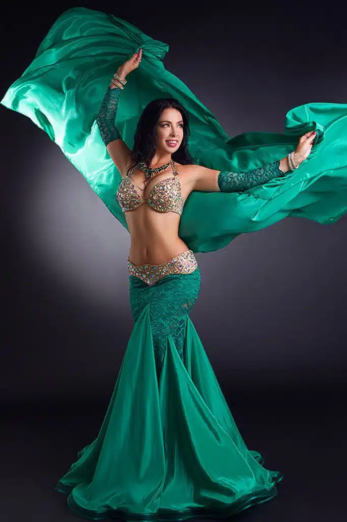 Belly Dancer for Parties in Dubai | Hire Belly Dance Entertainment