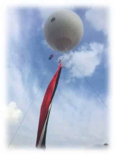 Balloon show