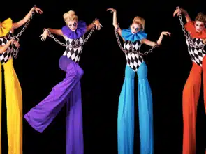 stilt walkers dubai