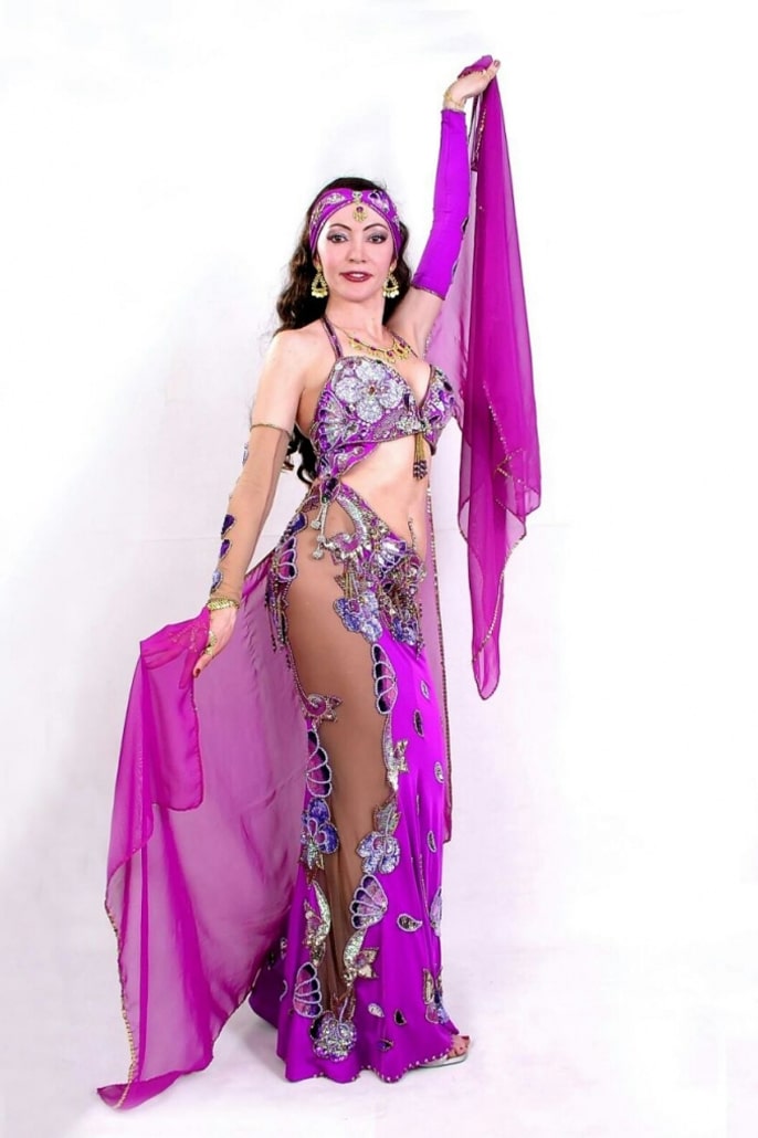 Mm belly dancer, Hire Belly Dancer in Doha and Qatar Mm belly dancer, Hire Belly Dancer in Doha and Qatar