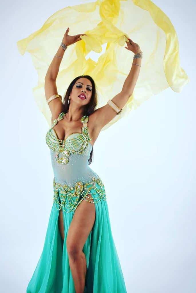 belly dancer dubai