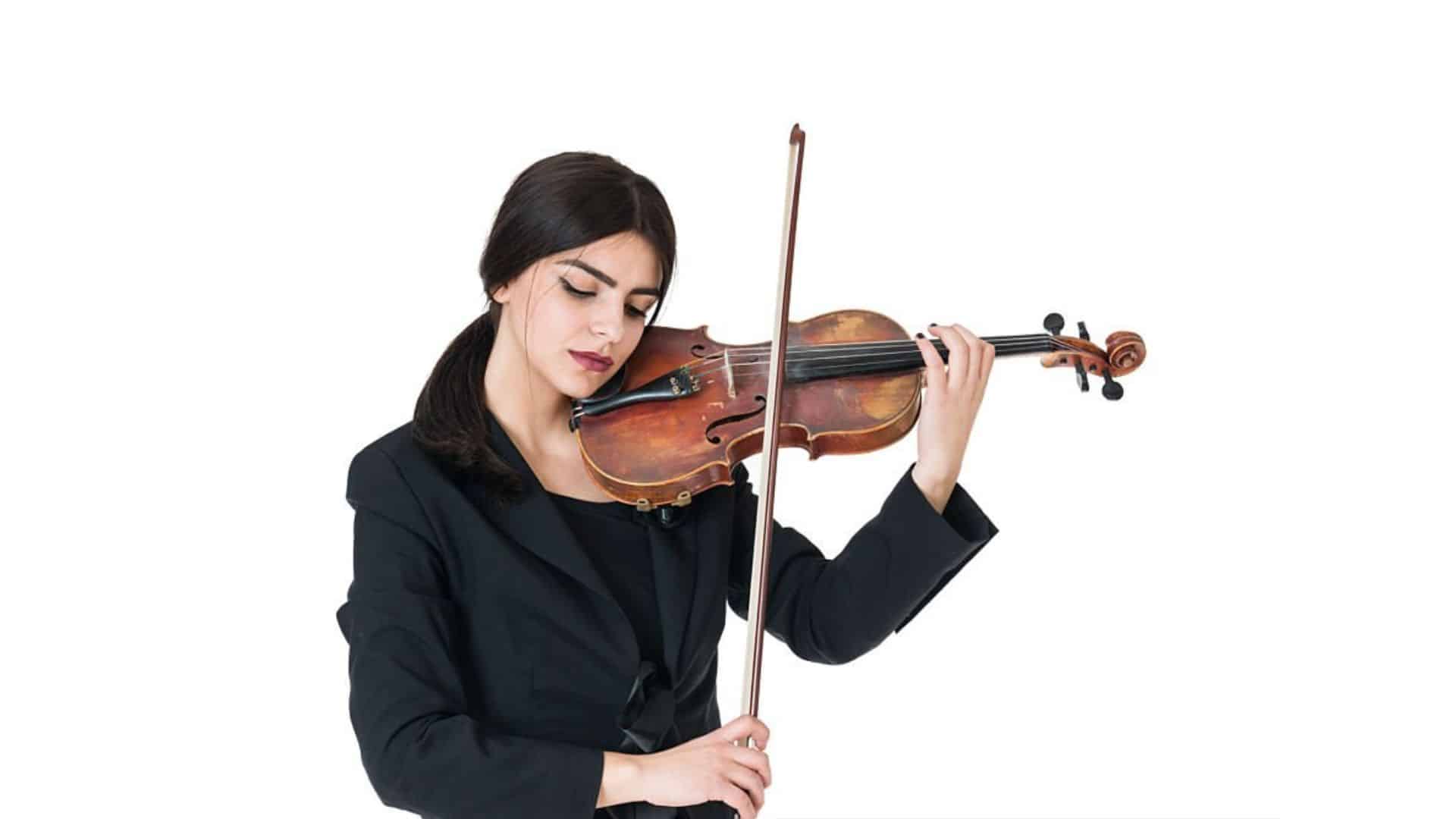 Hire female violinist in Dubai & Abu Dhabi Bella Entertainment