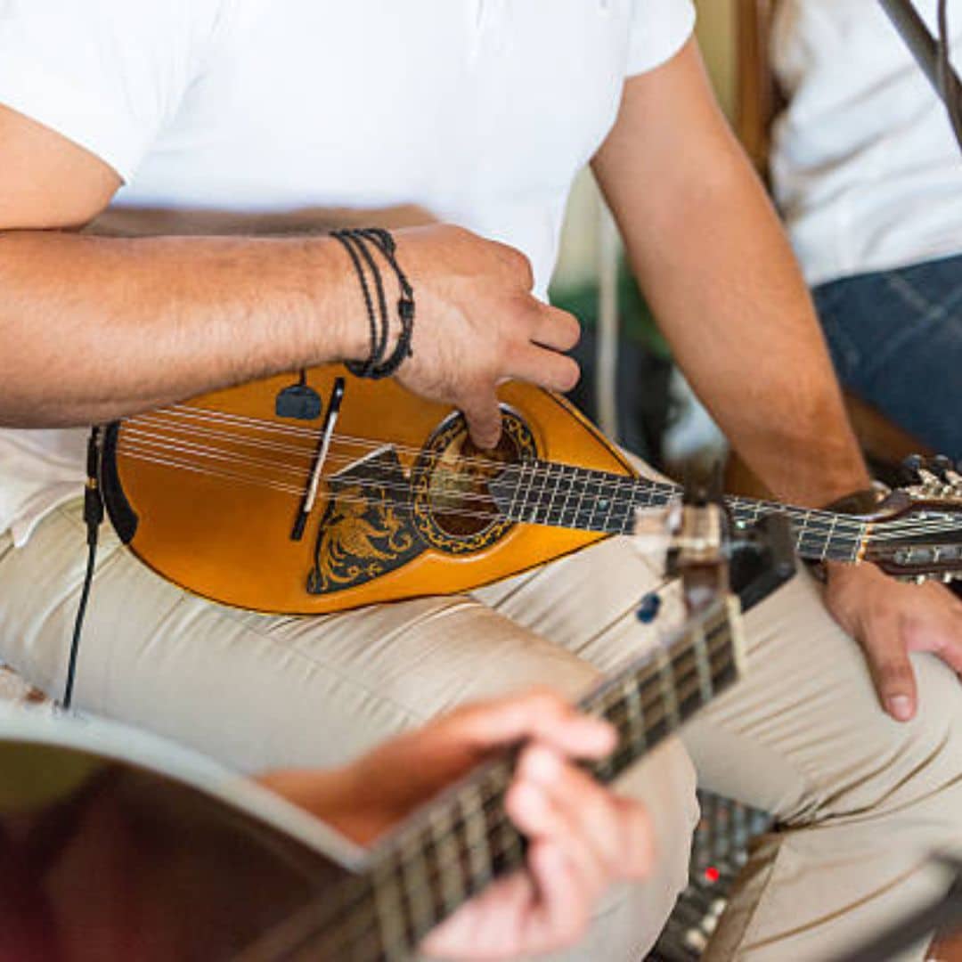 Hire Bouzouki Players in Dubai and Abu Dhabi!