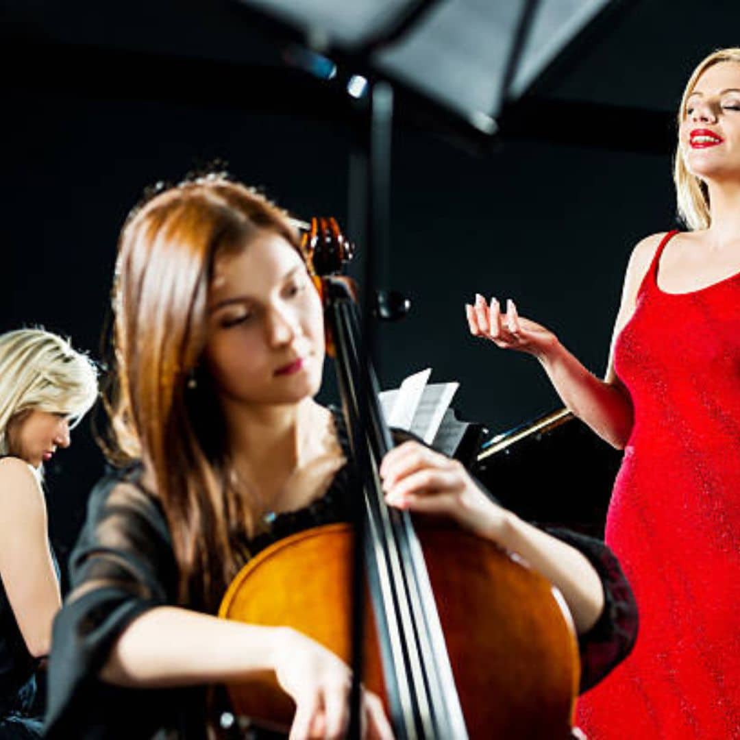 Hire Female Trio Band in Dubai and Abu Dhabi!