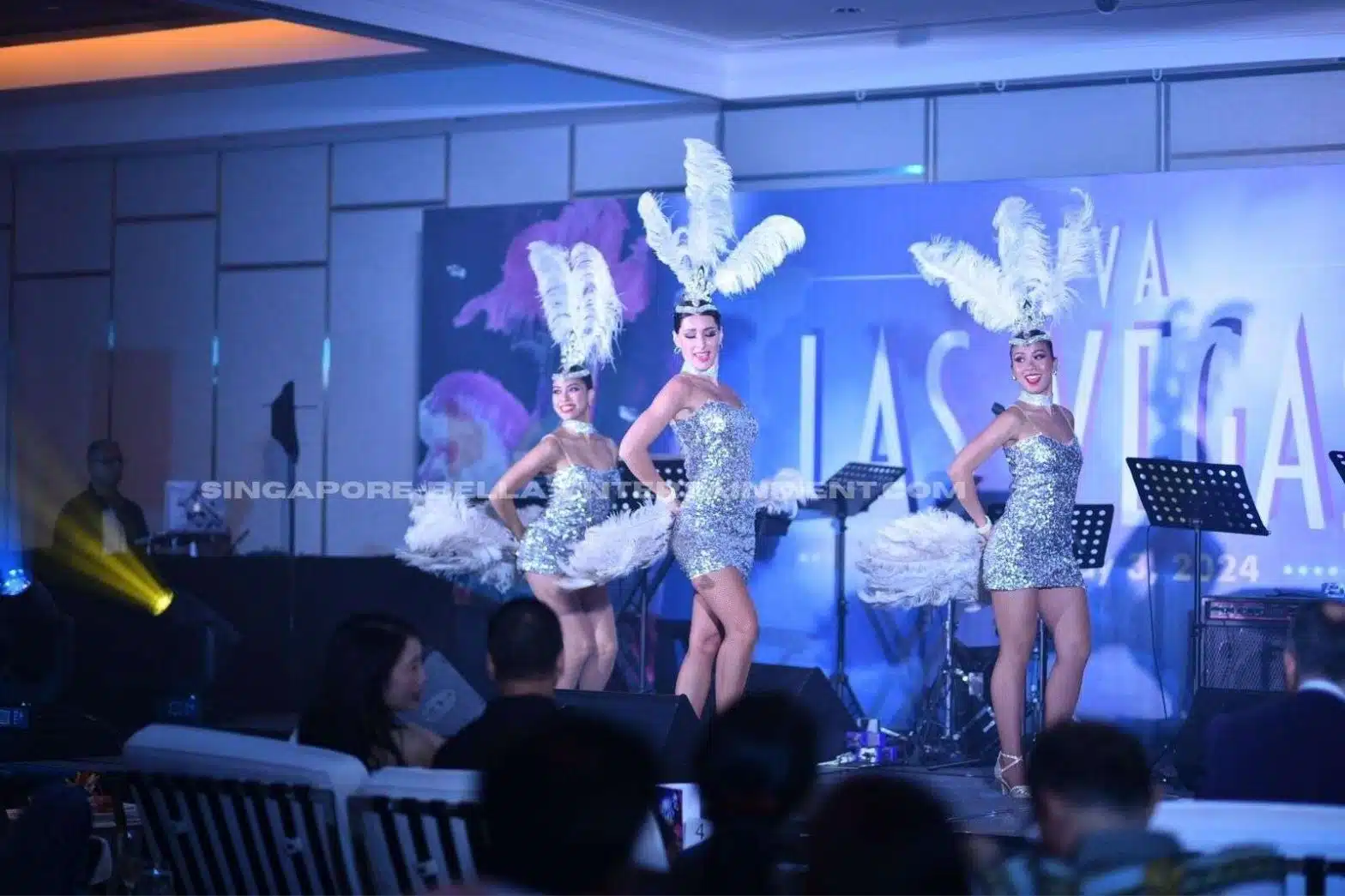 Hire Burlesque Dancers in Dubai