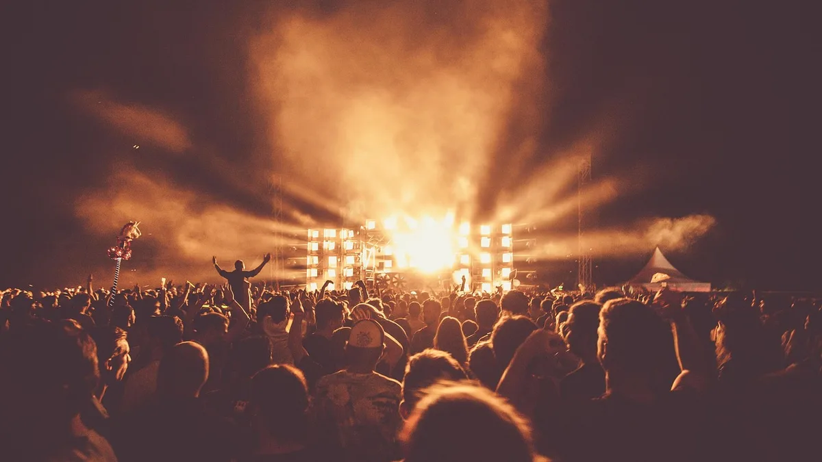 How to Add Live Entertainment to a Private Birthday Party in Dubai