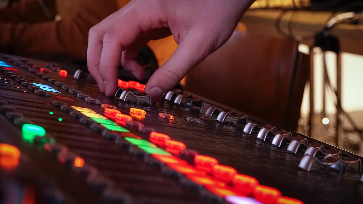 Music System Rental for Dubai Parties: What You Actually Need