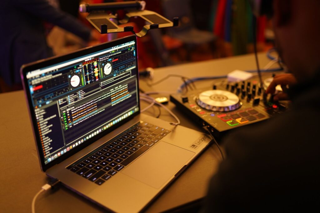 DJ Service in Dubai: Cost, Setups and What to Ask First