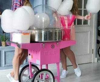Cotton candy machine on cart rental in Dubai